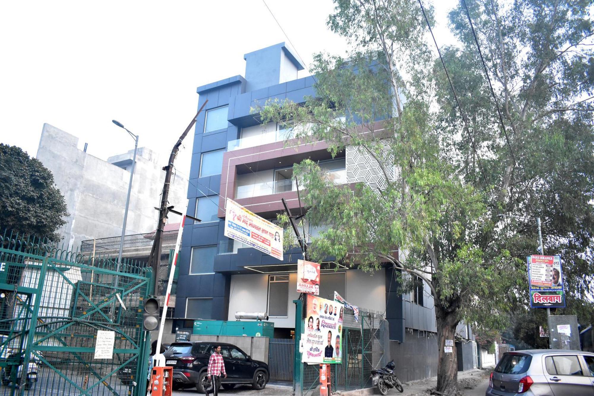 Hotel Cullinan By Qotel Janakpuri Delhi  Exterior photo
